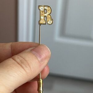 4/$50 monogram Gold Initial 'R' Stick Pin 📌